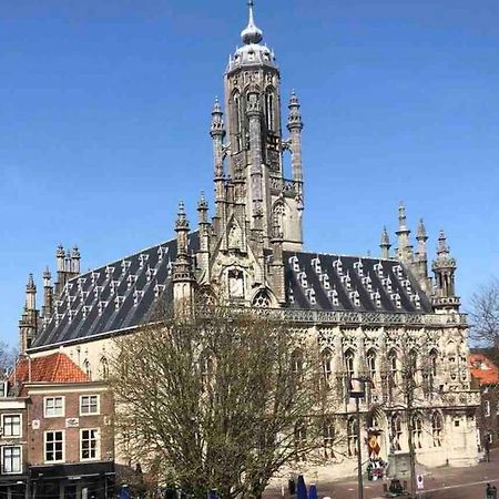 Zonnige Frisse Studio De Gouden Parel In Hartje Middelburg Bagian luar foto